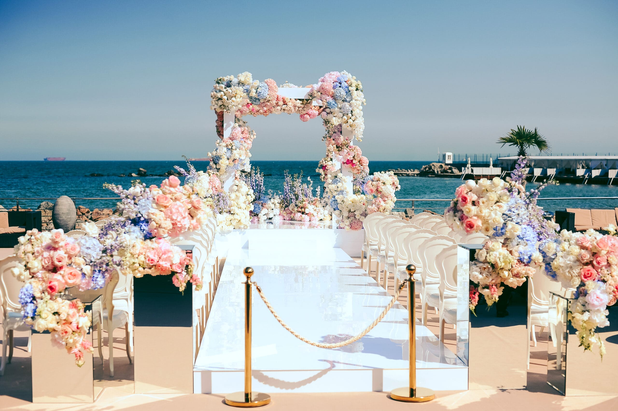 beach wedding planner